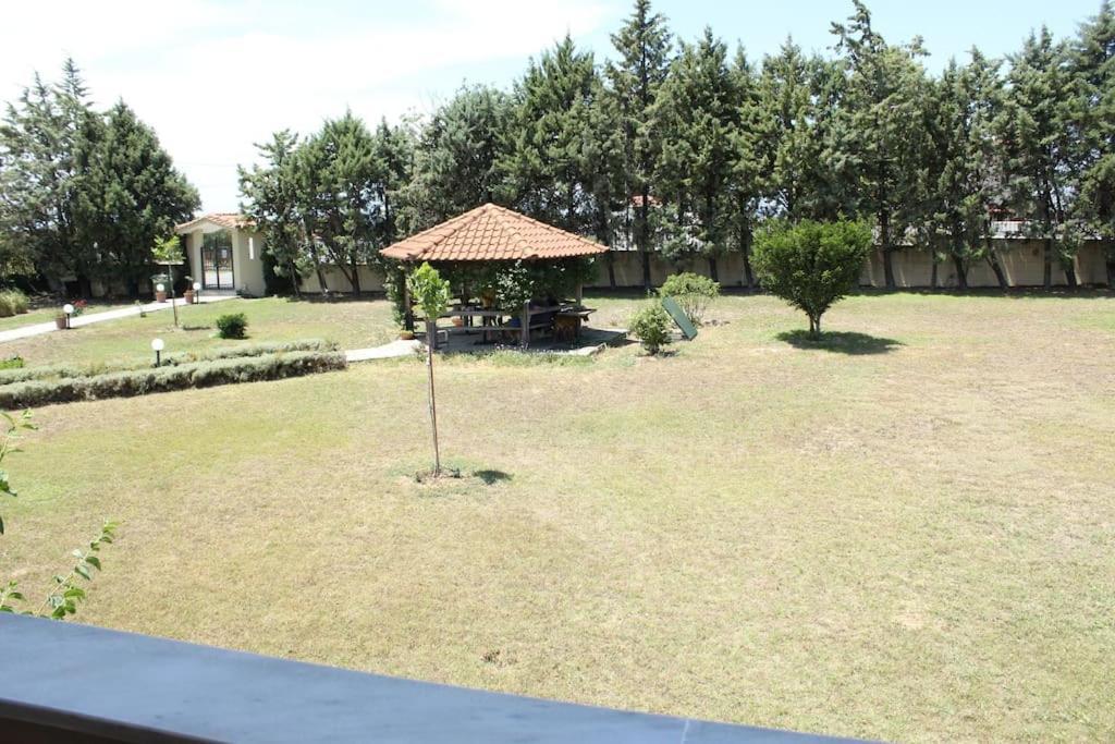 Garden House With Stunning Views *